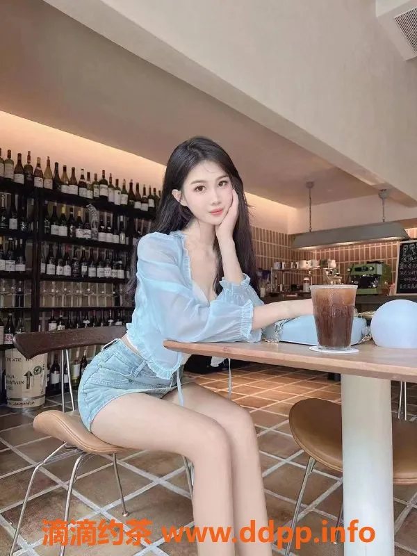 深圳楼凤-龙岗上官婉儿，800元起，火热服务等你来体验！