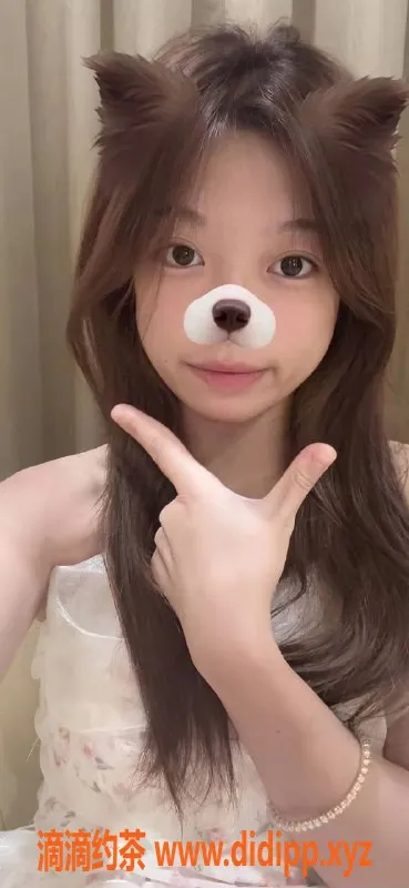 广州楼凤资源信息,黄埔嫩妹颖儿，700元约玩，真实视频验证