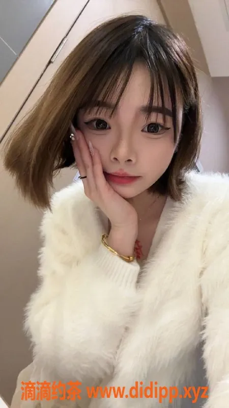 深圳楼凤资源信息,南山包包，165cm身材比例，900元超值服务