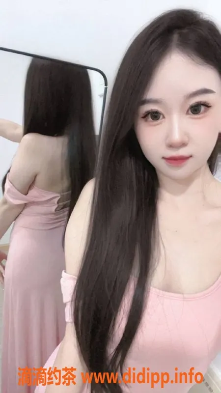 广州楼凤-黄埔小甜心，600p超值服务，69p清纯御姐