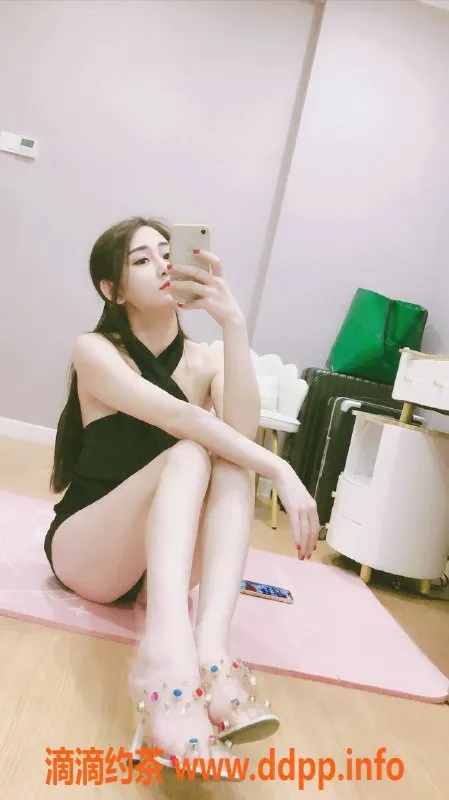 杭州楼凤资源信息,拱墅雅雯：168CM大胸女神，16P仅需28PP