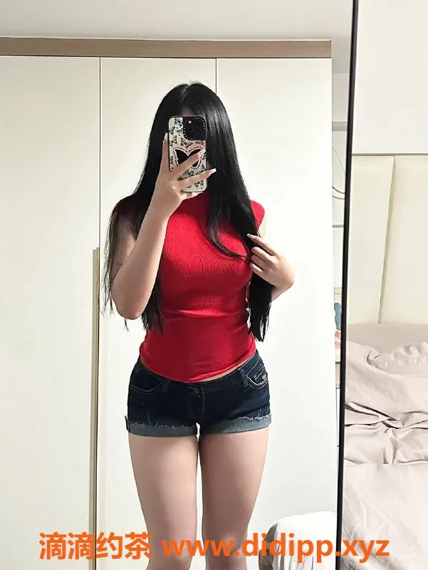 南京楼凤-鼓楼区小依依，170高挑蜜桃，19岁热情服务