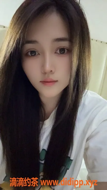 广州楼凤-天河美颜依依，700元一小时服务