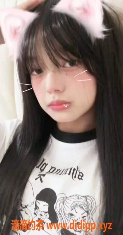 成都楼凤-成都小小16岁嫩妹，身高165，服务优质