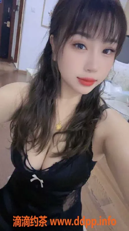 深圳楼凤-深圳龙岗肤白大奶甜甜，快餐300元起