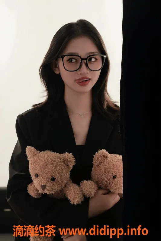 深圳楼凤-深圳宝安喜宝，20岁160a，83斤千元档服务