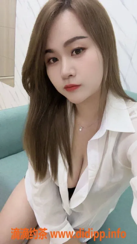 深圳楼凤-宝安小可160cm D罩杯，服务好只需500P