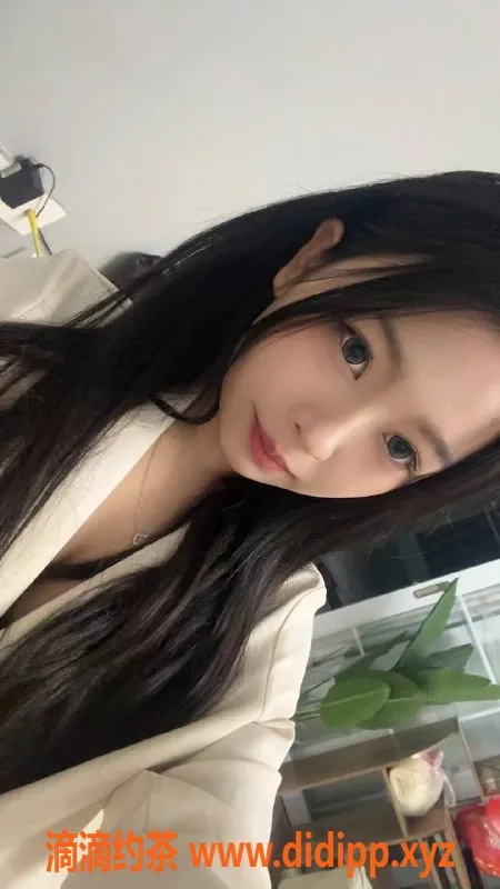 广州楼凤资源信息,海珠嫩妹可可，素颜验证，价格600