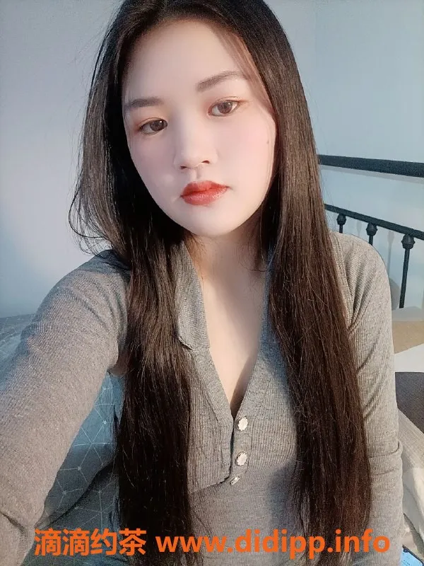 杭州楼凤-18岁娜娜，168cm，51kg，服务多样，800起