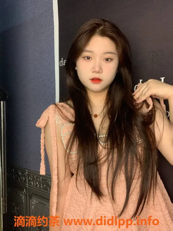 广州楼凤-姿姿御姐，888pp精彩服务等你来体验