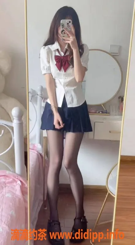 杭州楼凤-上城区陈曦，163cm、90斤，800元独特服务