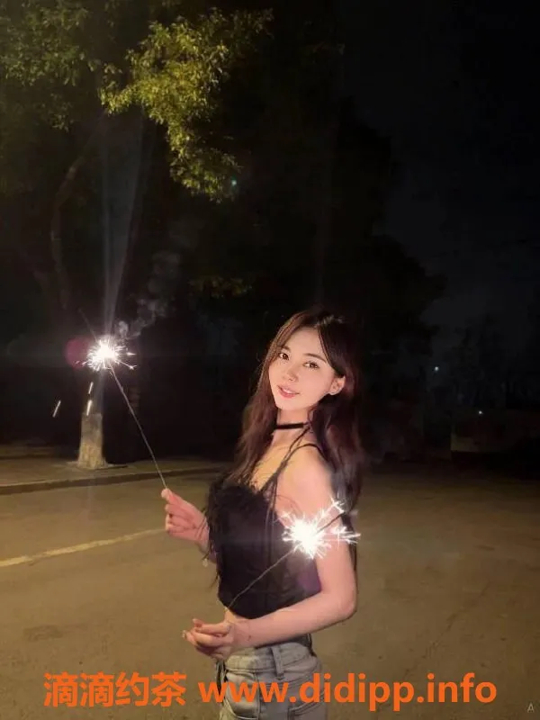 深圳楼凤-南山七七，舌吻艾舞，1000起价