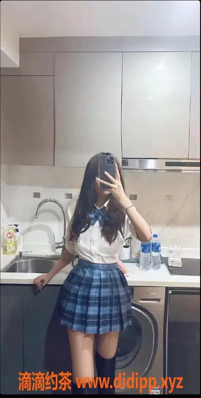 深圳楼凤资源信息,深圳福田小馒头，舌吻体验仅需1000元