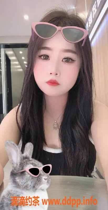 广州楼凤-天河嫩妹小瑶，500元，真实视频验证