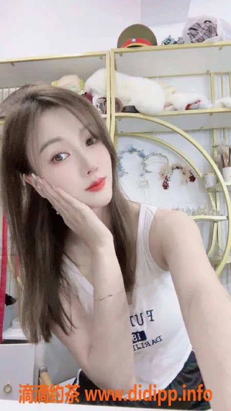 深圳楼凤资源信息,龙岗布吉莉莉，650起，陪浴69服务