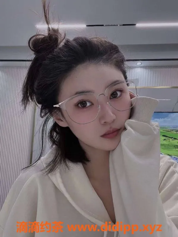 深圳楼凤-福田贝贝，1288元性价比高，热情服务不容错过