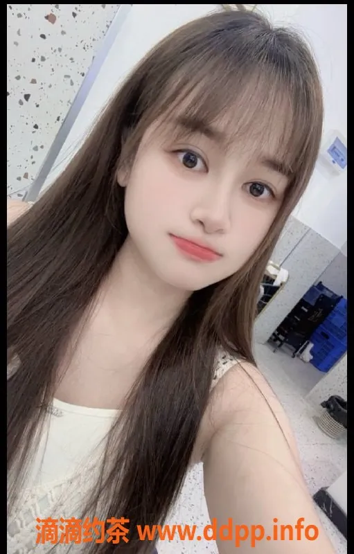 深圳楼凤-深圳坂田小太阳，26岁大胸美女仅500元起