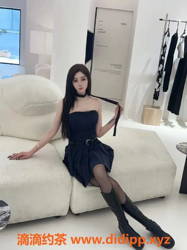 北京楼凤-杨梓，北京百子湾173CM千元档陪浴服务