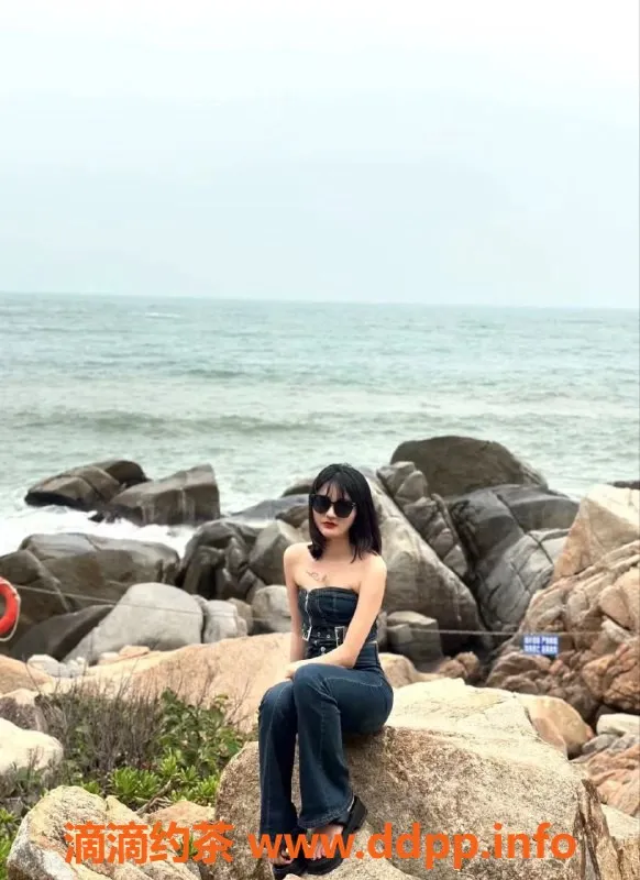 杭州上门服务-上城20岁莉莉，身高162，98斤纯天然C