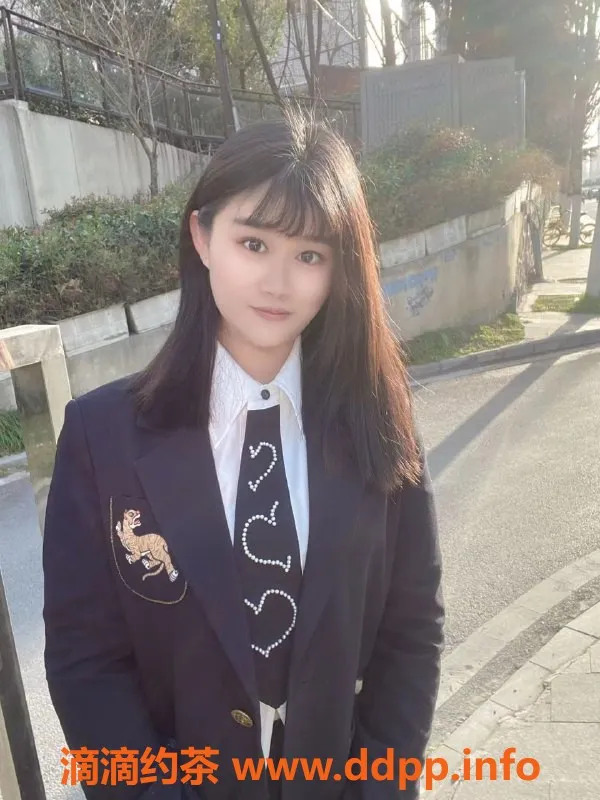 杭州楼凤-杭州欣欣，24岁162cm，茶费900起，上门服务