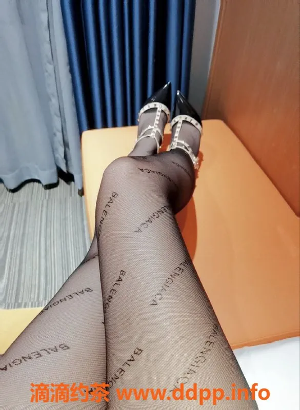 上海楼凤-静安嫩妹甜绘，166全区外送服务，体验极致