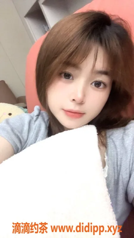 深圳楼凤-龙华小静，650元陪浴、口交等服务