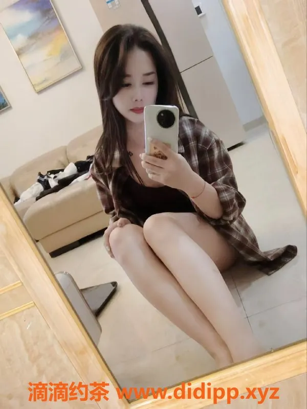 东莞楼凤-麦地九九，24岁身高167，98斤清纯妹子