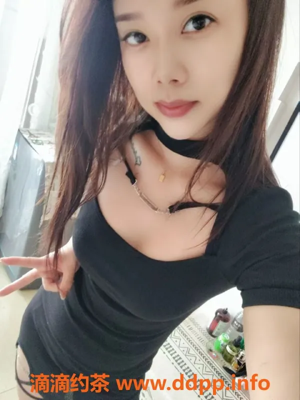 东莞楼凤-麦地九九，24岁身高167，98斤清纯妹子