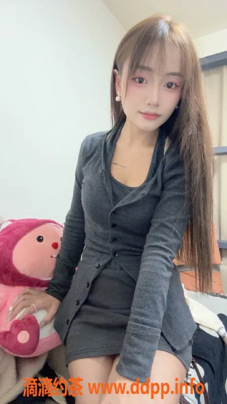 深圳楼凤-龙华软软，身材火辣，服务超赞只需500