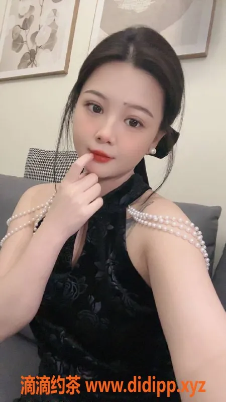 杭州上门服务资源信息,上城区小白兔，168cm巨乳尤物！舌吻69，单次仅900元