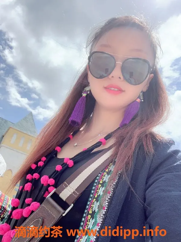 杭州楼凤资源信息,上城区安娜：26岁，170cm，真胸b，激情服务