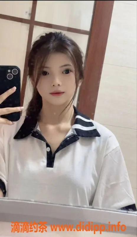 广州楼凤-天河小秋，800元嫩妹服务，视频验证可私聊