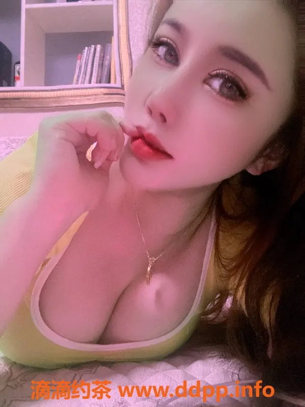 杭州楼凤-上城区小师妹98年165cm 48KG大胸热情服务