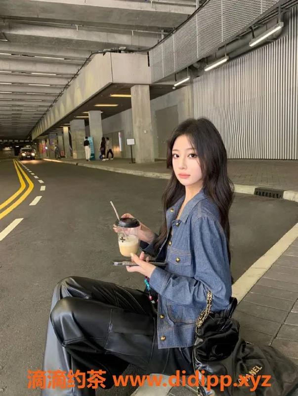 杭州上门服务-拱墅区绘梨衣，165cm嫩妹，包夜1500元起