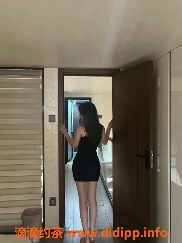 广州楼凤-天河御姐南孙，800水费大胸服务等你体验