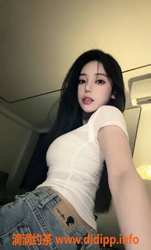 杭州外围资源信息,拱墅天爱，21岁大胸美女，首开1300元