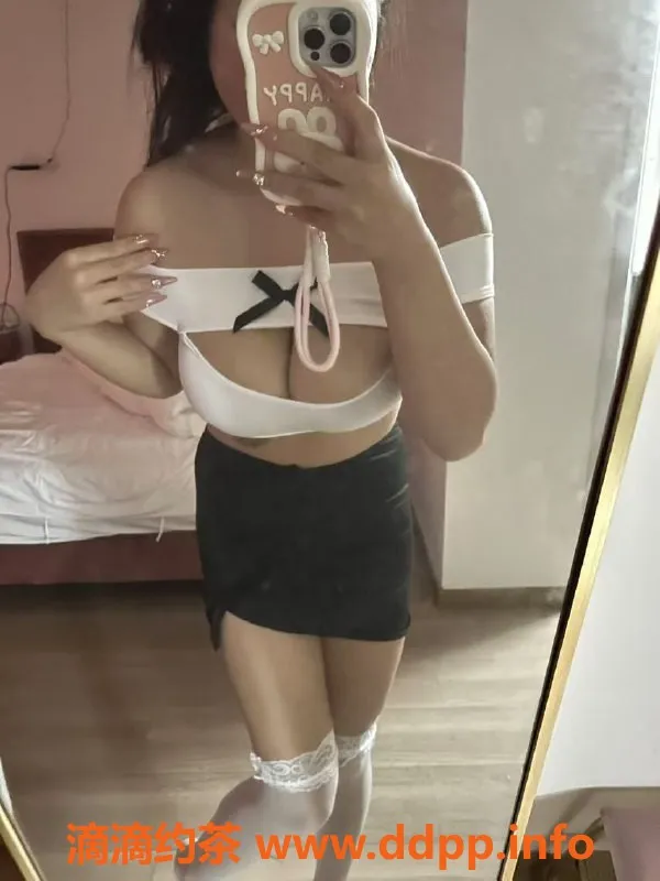 成都楼凤-成都嫩妹纯纯，19岁胸D服务超赞！