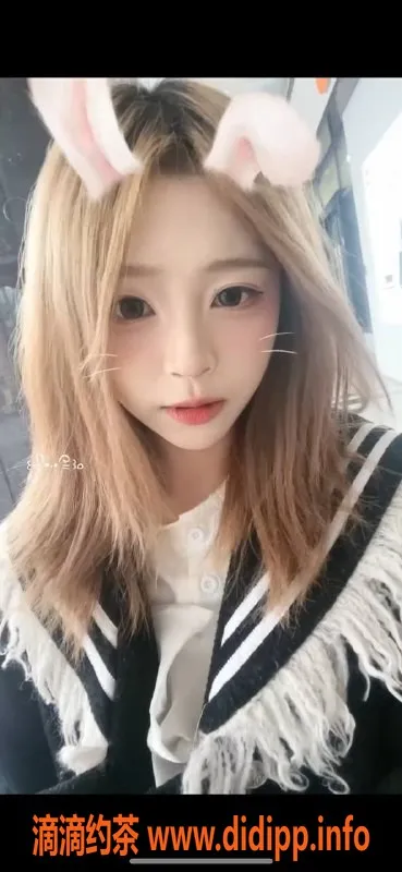 成都楼凤资源信息,成都嫩妹贝贝，19岁，丰盈身材超赞