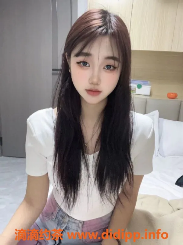 深圳楼凤资源信息,深圳龙华小猫咪，162cm嫩妹，800元起