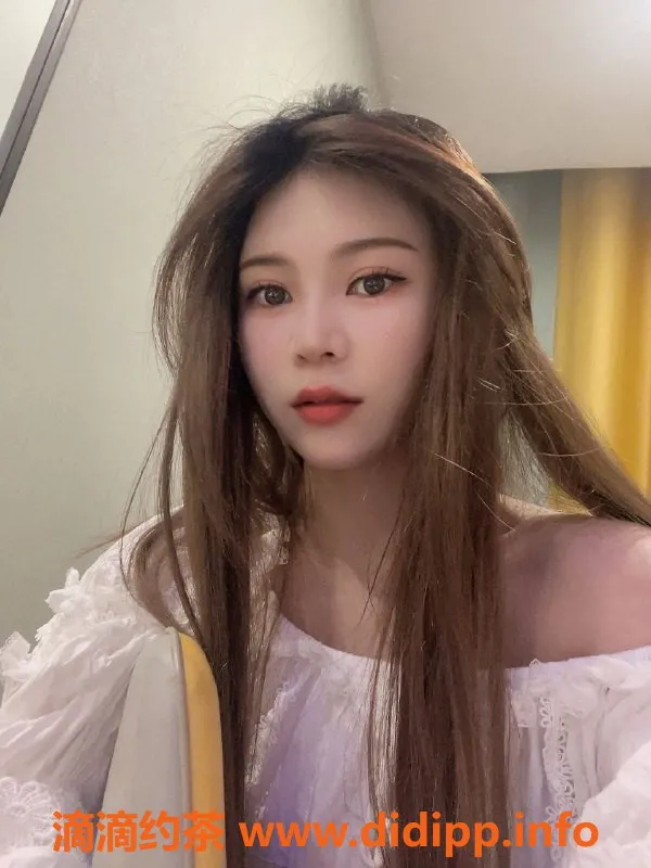 广州楼凤-白云嫩妹依依，700约见，视频验证