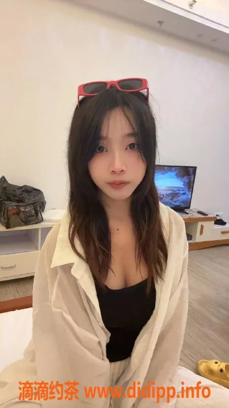 广州楼凤资源信息,番禺嫩妹小雪，600元一次服务