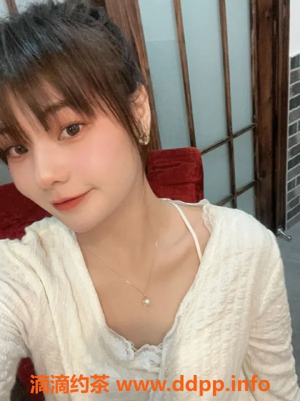 杭州楼凤资源信息,萧山区阳阳23岁，胸围36b，任你畅享激情服务！