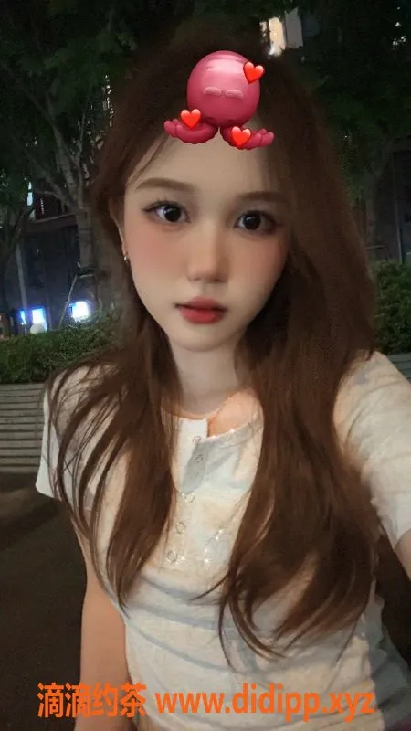 杭州楼凤-上城区苏小白，158cm娇小妹，18岁仅85斤