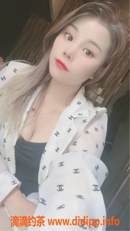 南京楼凤资源信息,江宁奶昔，21岁160cm，700元深喉调情服务