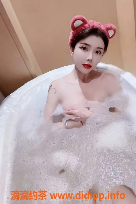 杭州上门服务-兔子老师 | 22岁高颜值 | 42kg | 胸围36C | 杭州服务