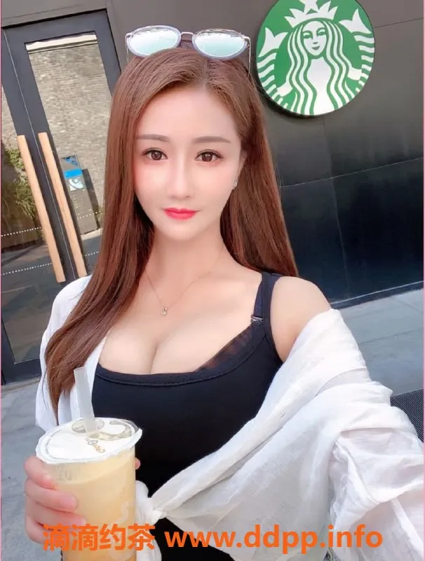 重庆楼凤-汽博美美—身材火辣的性感尤物