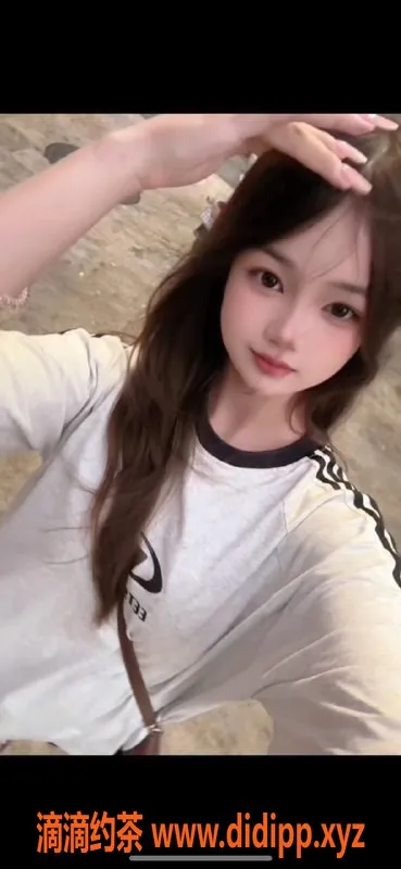 深圳楼凤-宝安区方免免，900元超值服务等你来体验！