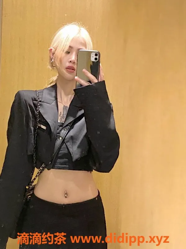 杭州上门服务-萧山小怡，21岁，158cm，43kg，1200起