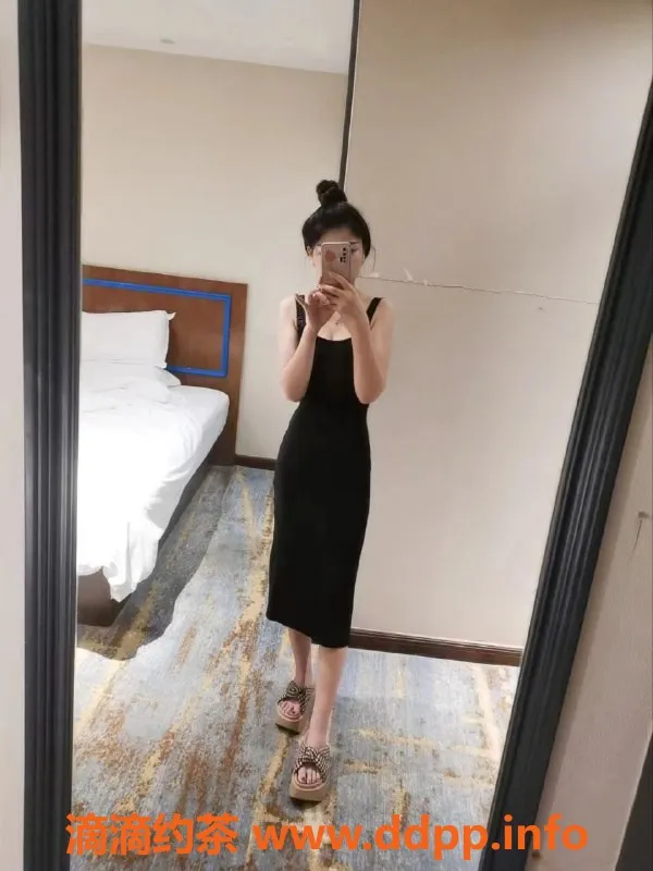 北京楼凤-北京微微，165cm/50kg/36C，22岁新人大揭密