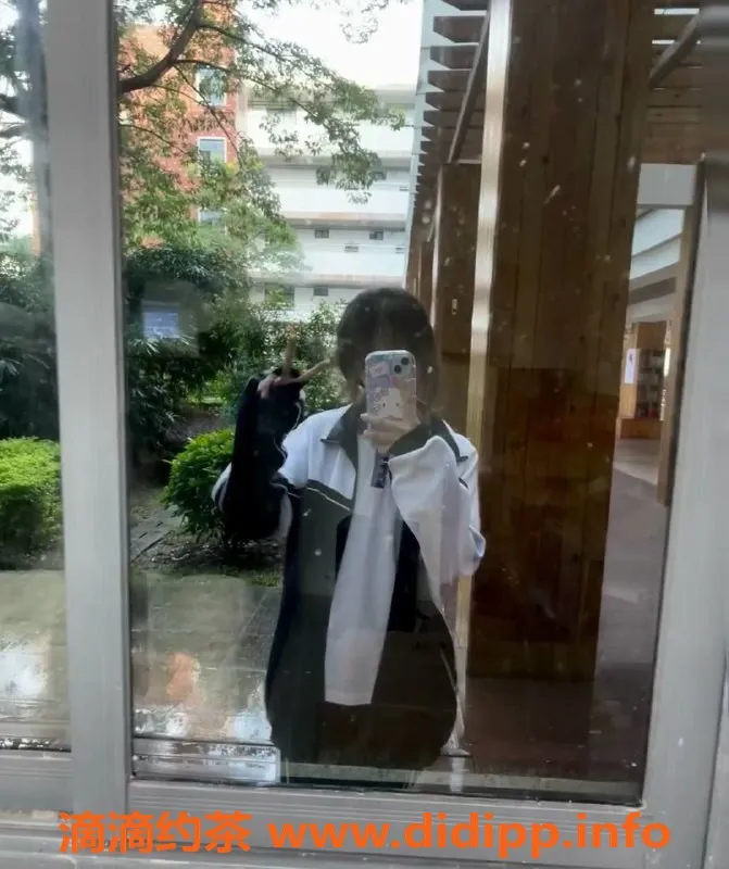 广州楼凤-白云小茵茵 专业伴游 服务贴心